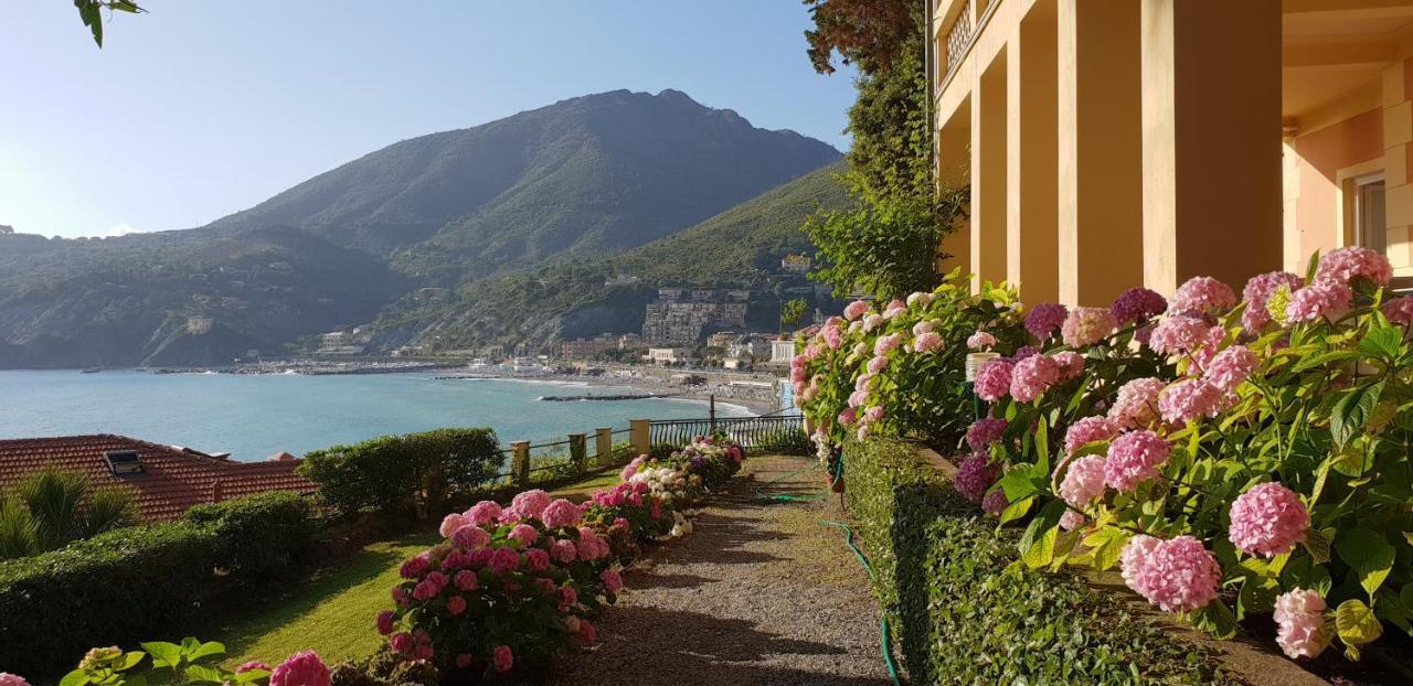 Villa Tramonto レヴァント エクステリア 写真